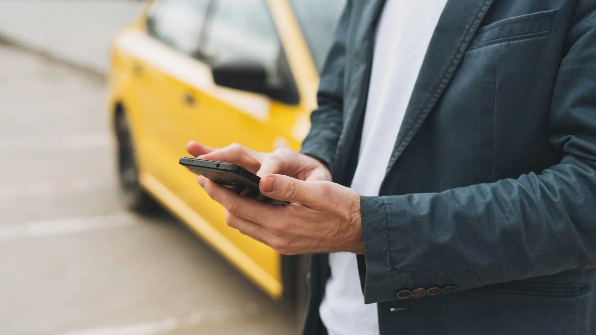 7/24 taksi ve transfer hizmetleri için 17 Taksi 0234 ekibine hemen ulaşın veya rezervasyon yapın.